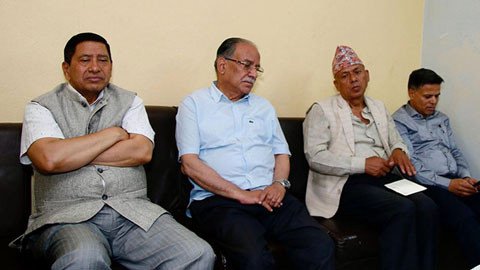 प्रचण्ड बारपाकमा, भूकम्प स्मृति दिवसमा सहभागी