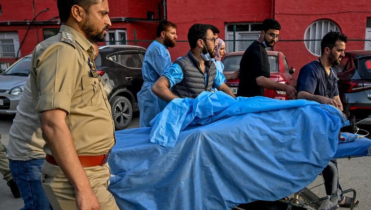काश्मीरमा २६ जनाको हत्या गर्ने बन्दुकधारीको खोजीमा भारत