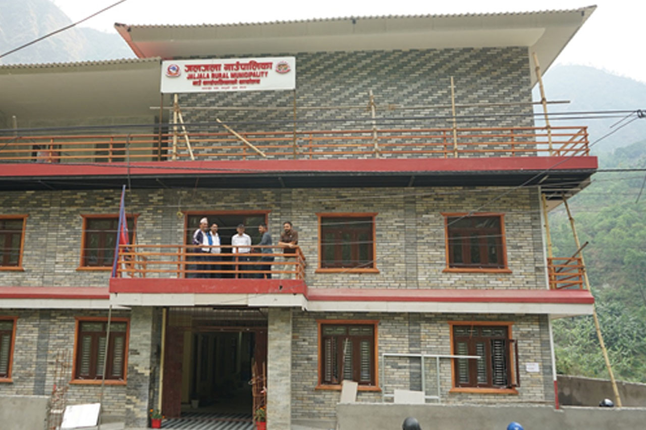 जलजला गाउँपालिकाले आफ्नै भवनबाट सेवा सुरु, भाडा बचत