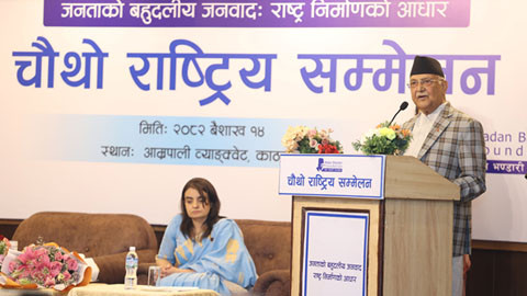 प्रधानमन्त्री ओलीको चुनौती : 'विचौलियाको पहुँच छ भनेर प्रमाणित गर'