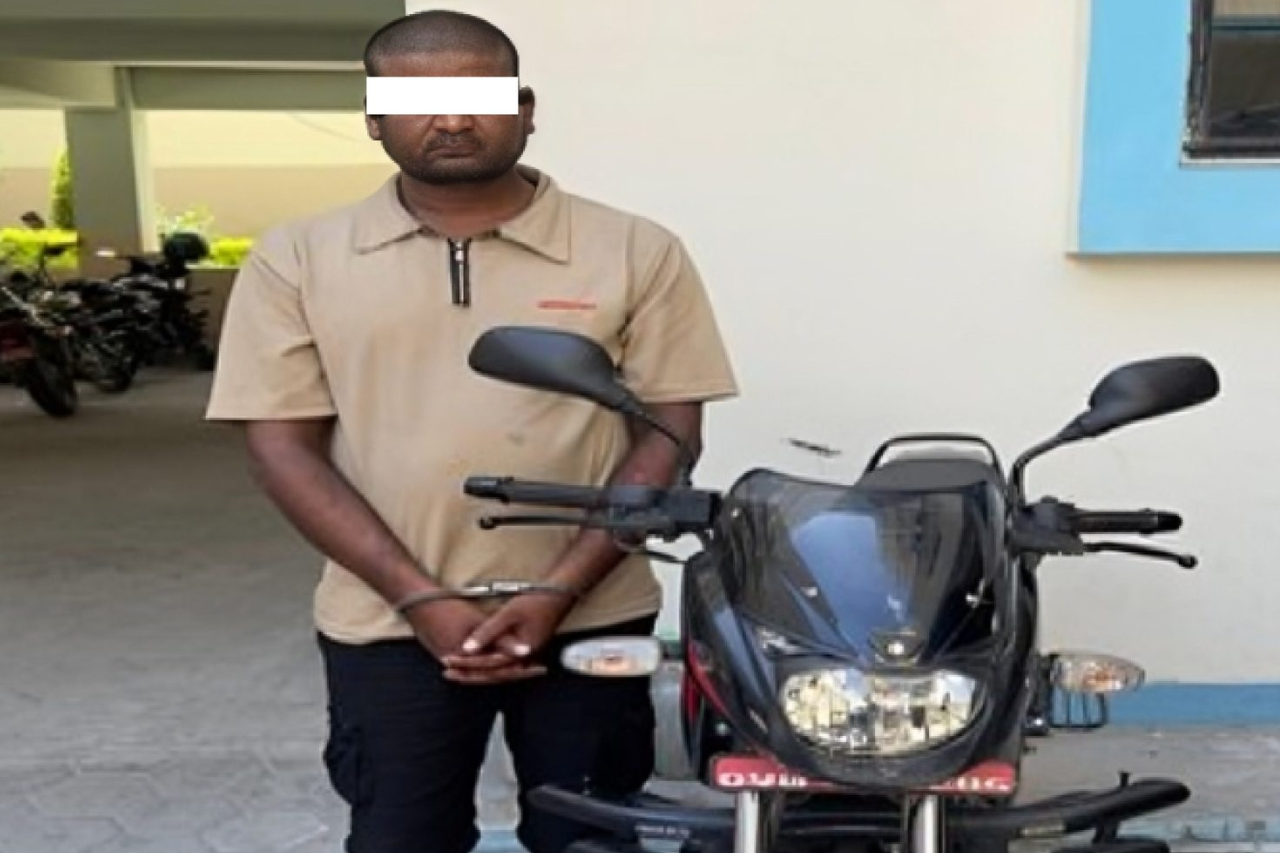 काठमाडौंमा पार्किङ गरी राखेको मोटरसाइकल चोरी गर्ने एक जना पक्राउ